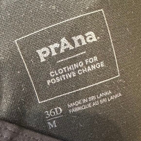 Prana Black Tankini Swim Top Women’s Size 36D / Medium Adjustable Straps - Picture 7 of 9